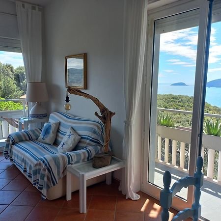 Vista Sul Blu ,Baia Blu, Lerici Apartment Екстериор снимка