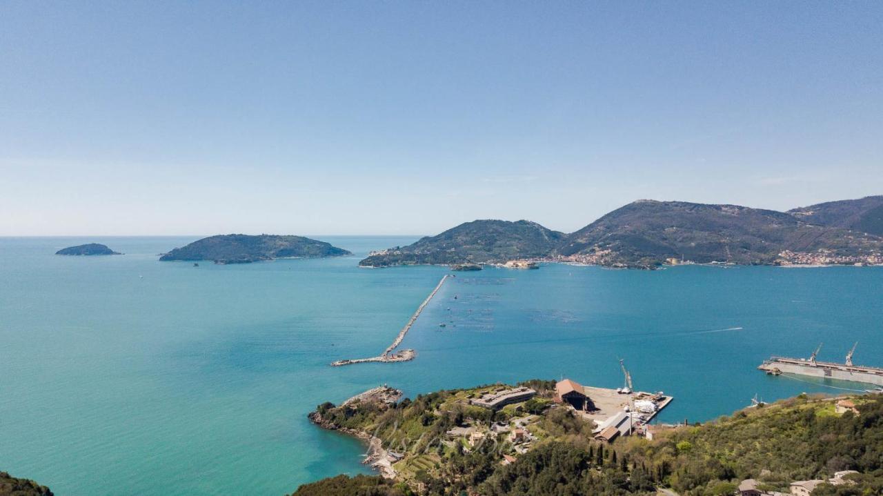Vista Sul Blu ,Baia Blu, Lerici Apartment Екстериор снимка