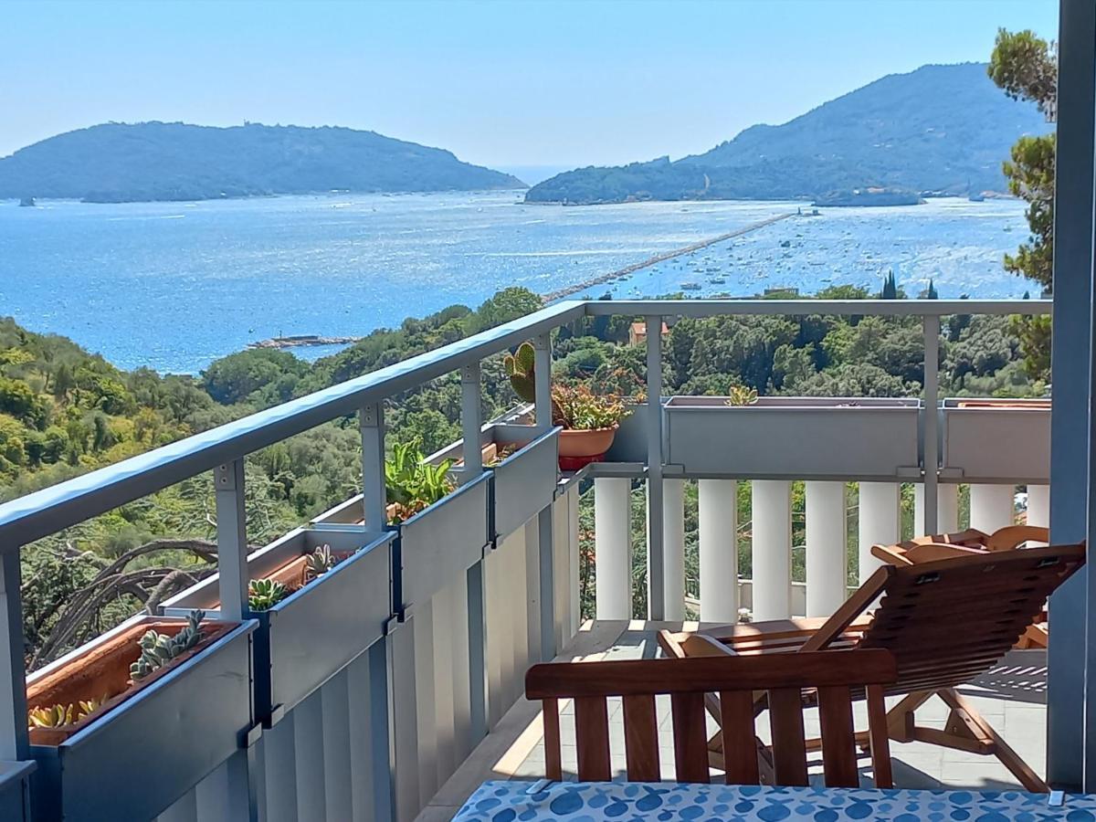Vista Sul Blu ,Baia Blu, Lerici Apartment Екстериор снимка
